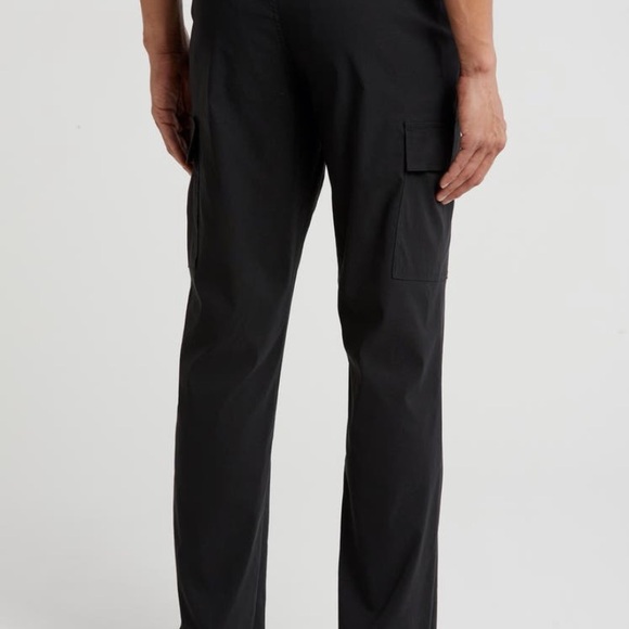 NWT DKNY Black Cargo Pants - Picture 2 of 5